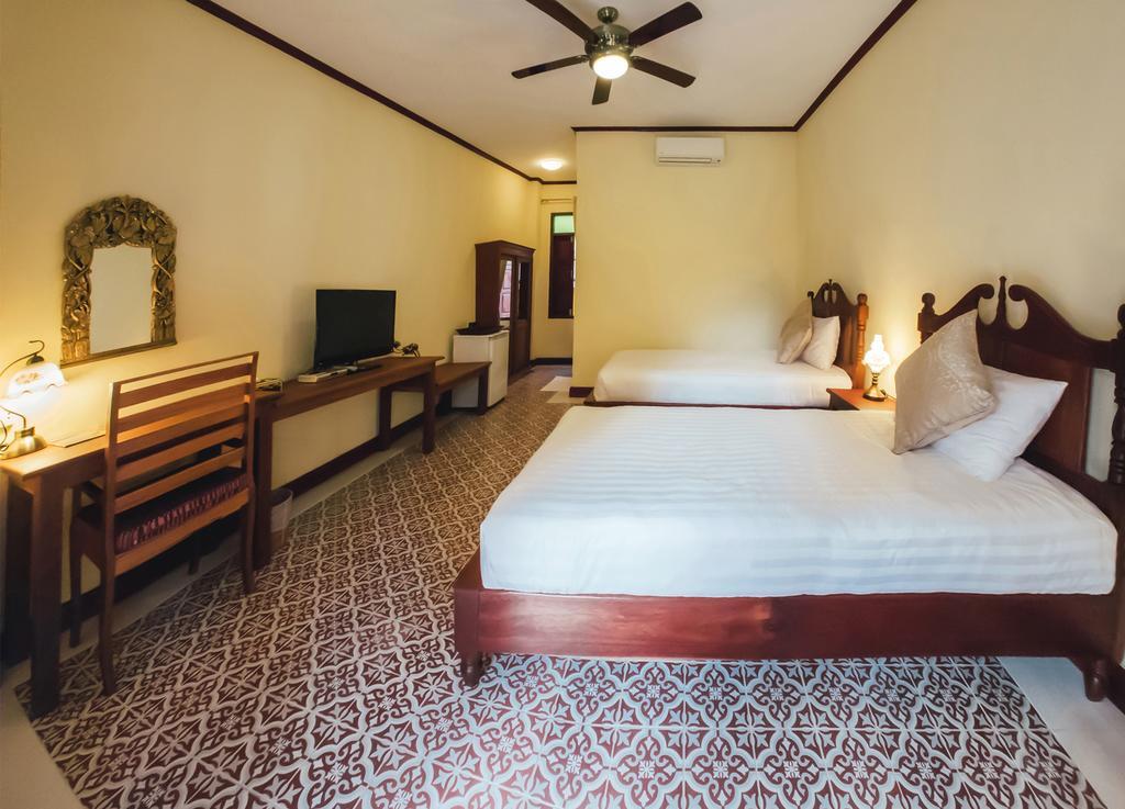 Le Jardin Hotel Pakse Exterior photo