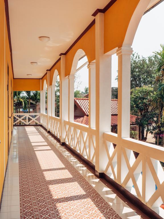 Le Jardin Hotel Pakse Exterior photo