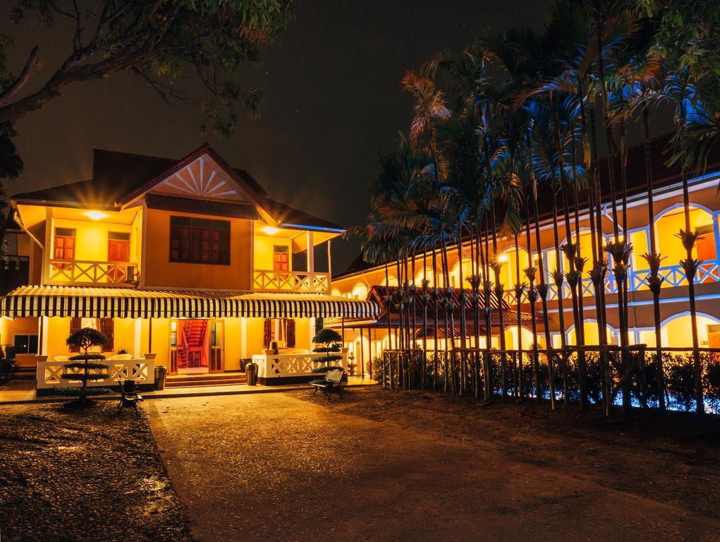 Le Jardin Hotel Pakse Exterior photo