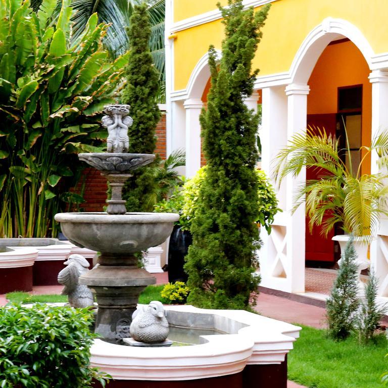 Le Jardin Hotel Pakse Exterior photo